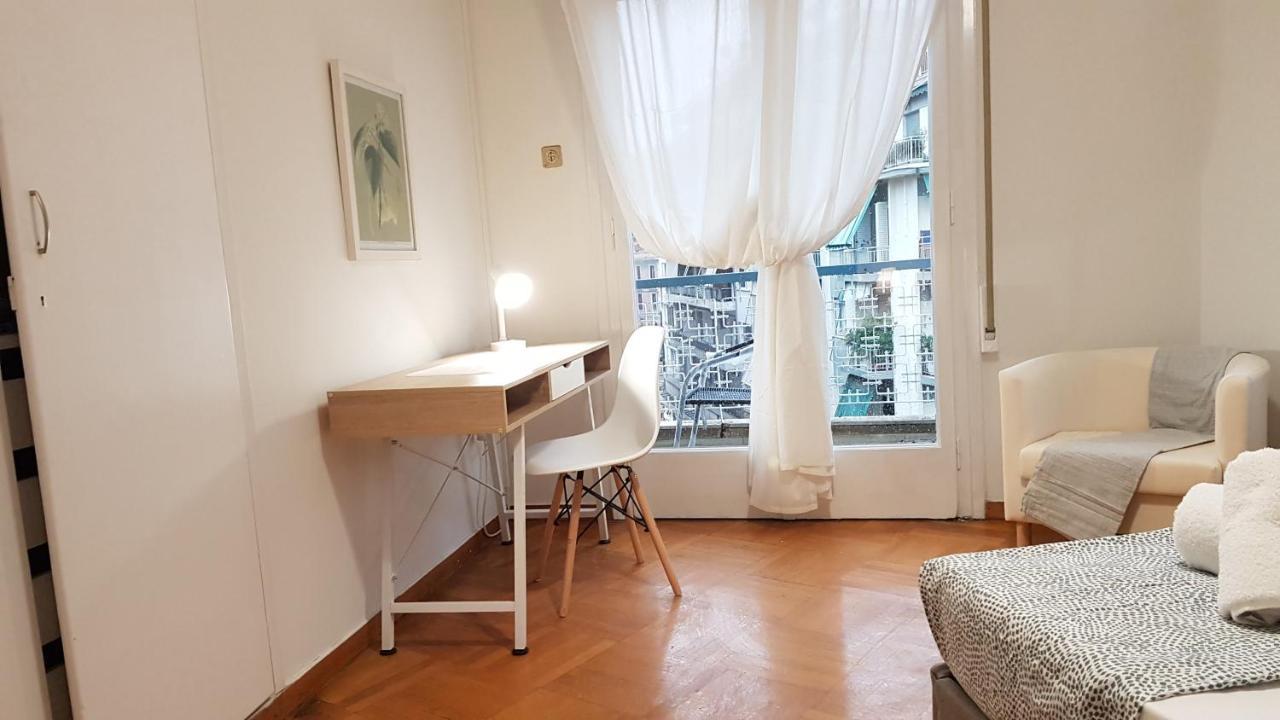 Apricot Apartment - Athens Center, 6 Bd, 2.5 Bath Bagian luar foto