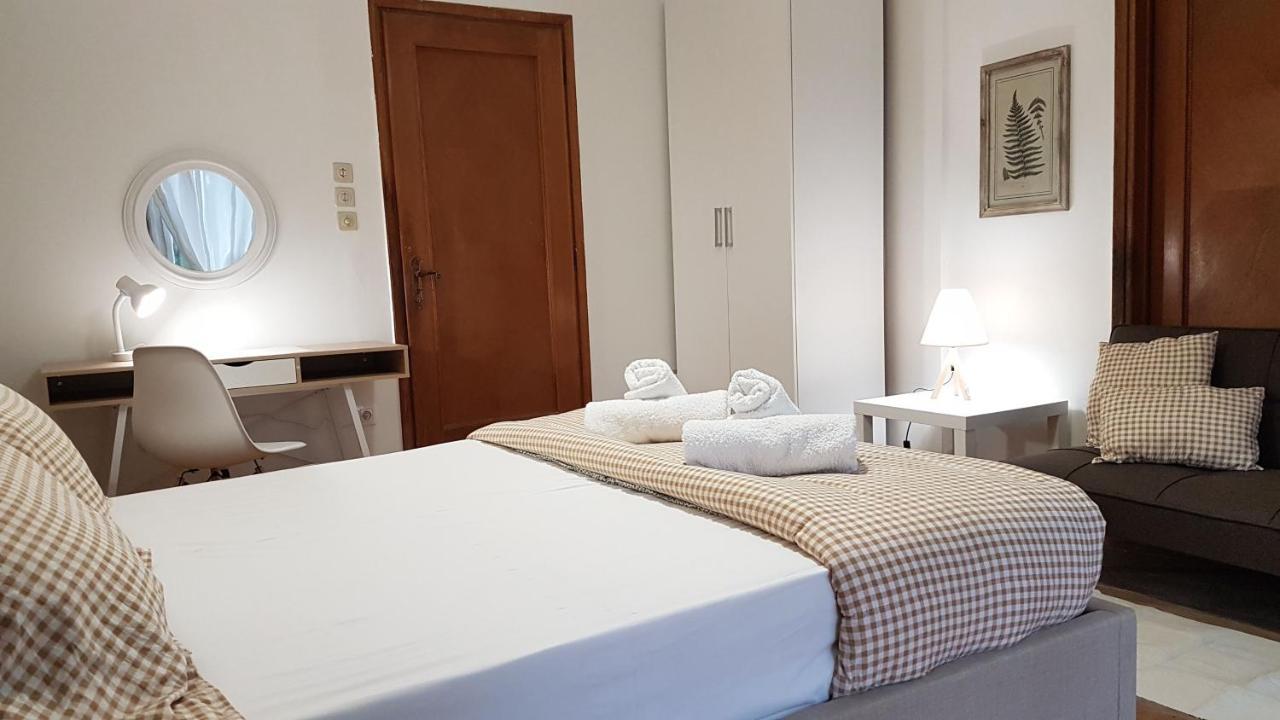 Apricot Apartment - Athens Center, 6 Bd, 2.5 Bath Bagian luar foto